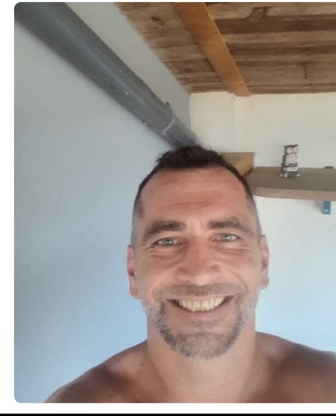 Profil de Damyan, 45 ans, Escorte à Hachiville
