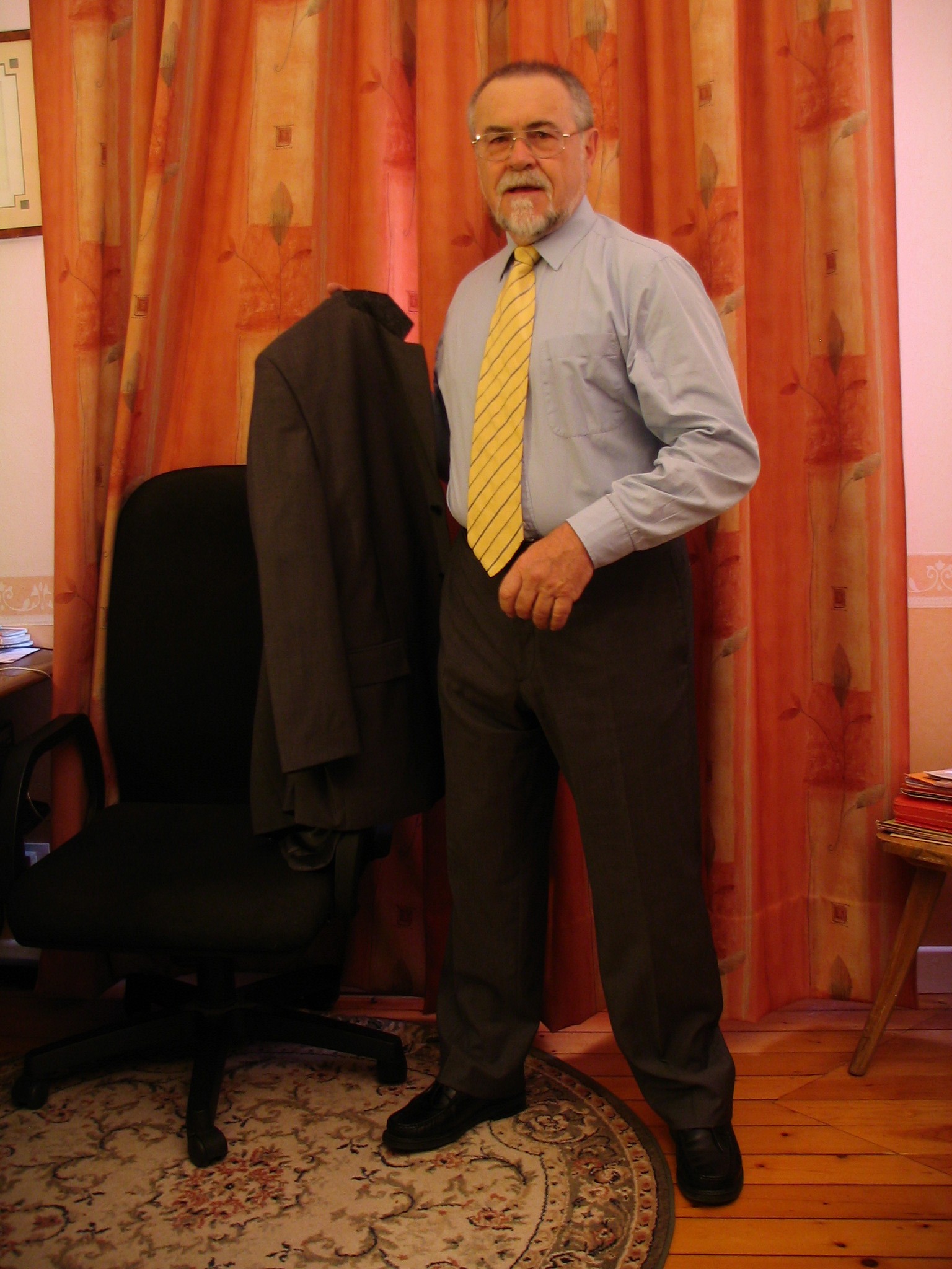 Profil de Davi, 55 ans, Escorte à Troine