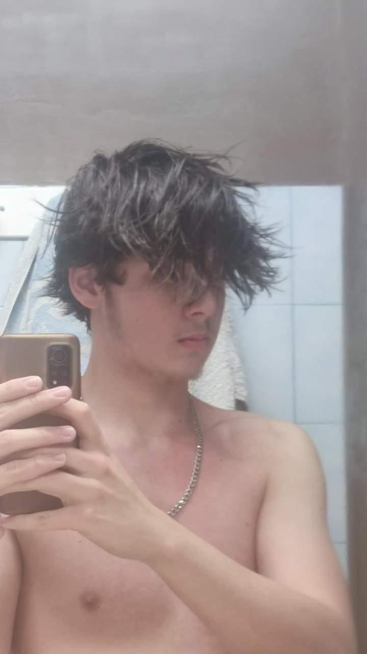 Profil de Vasile, 19 ans, Escorte à Allerborn