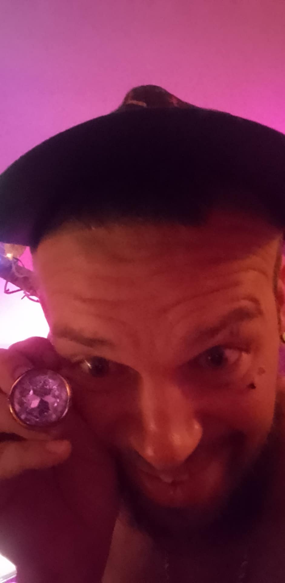 Profil de Aksel, 37 ans, Escorte à Hoscheidterhof