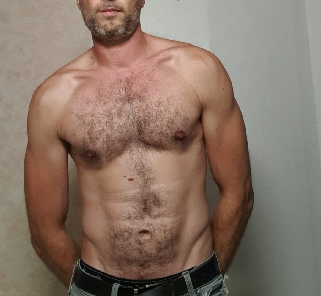 Profil de Guy, 39 ans, Escorte à Lieler