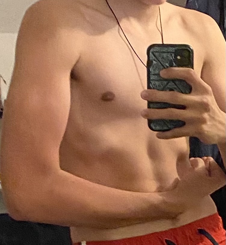 Profil de Valérian, 19 ans, Escorte à Biwisch