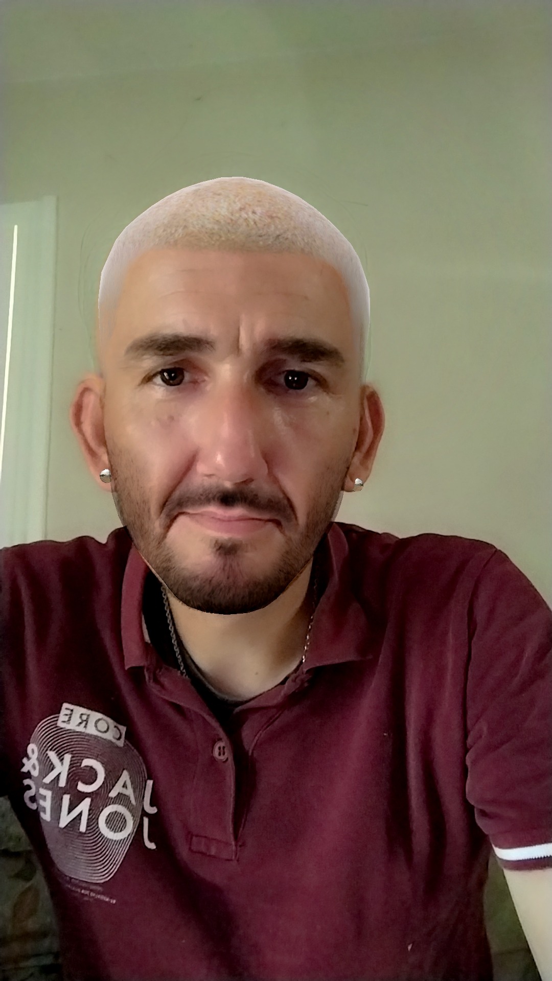 Profil de Anatol, 37 ans, Escorte à Mompach