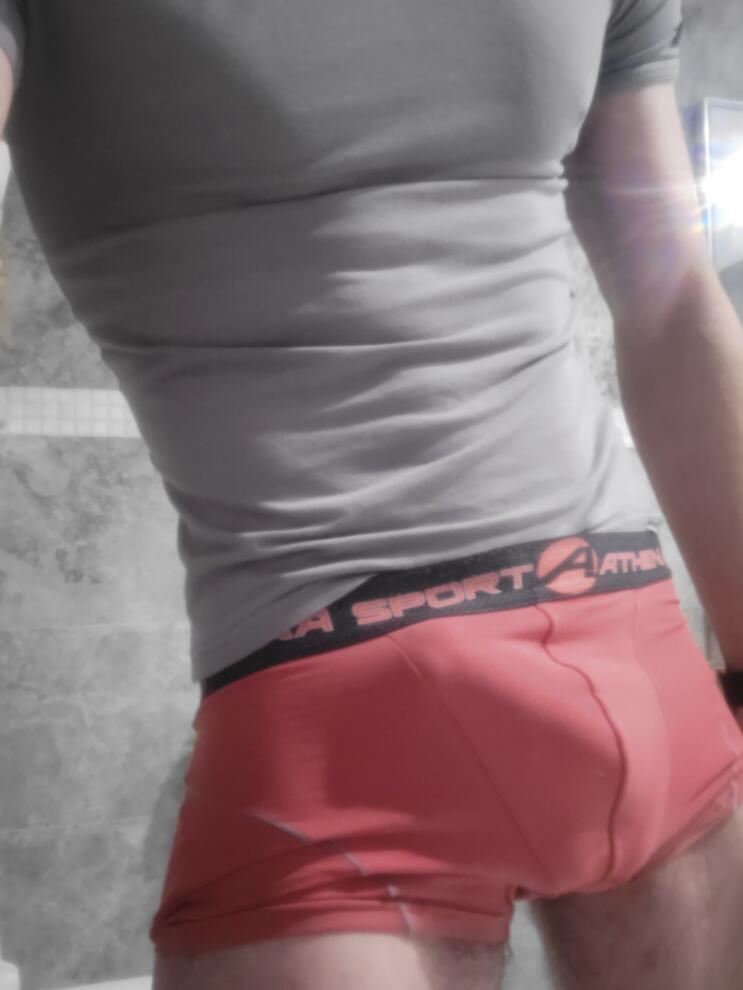 Profil de Wendel, 40 ans, Escorte à Munshausen