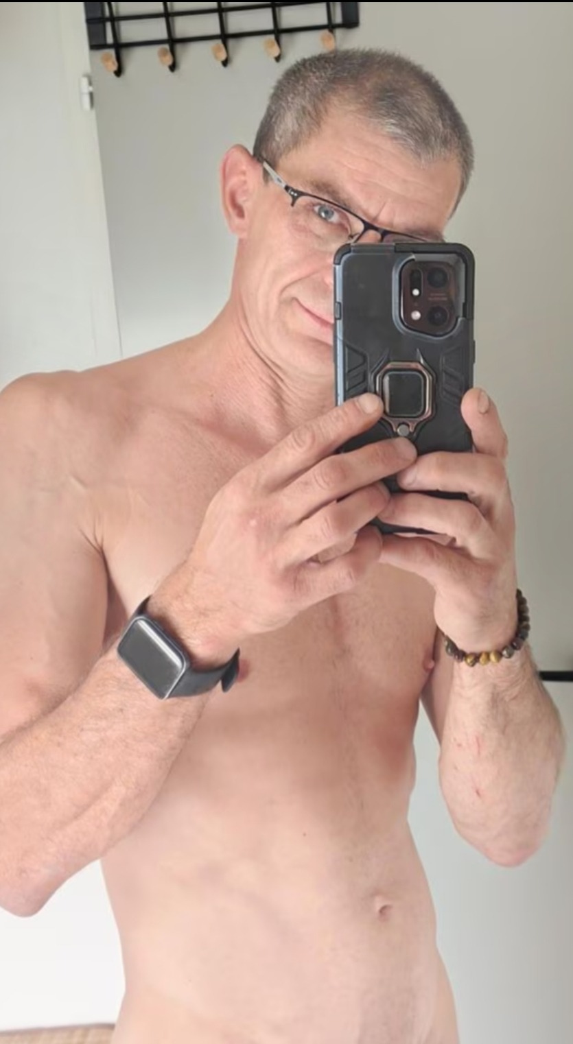 Profil de Nestor, 51 ans, Escorte à Reckange